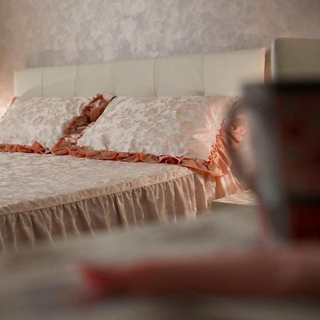 La Casa Di Pimpi Bed & Breakfast Desenzano del Garda Ngoại thất bức ảnh