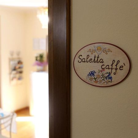 La Casa Di Pimpi Bed & Breakfast Desenzano del Garda Ngoại thất bức ảnh