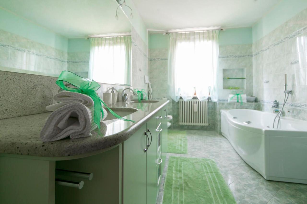 La Casa Di Pimpi Bed & Breakfast Desenzano del Garda Ngoại thất bức ảnh