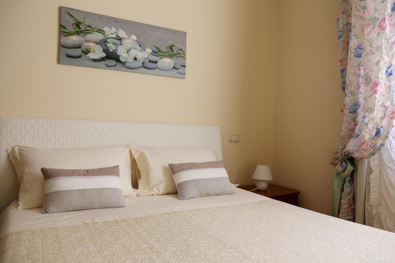La Casa Di Pimpi Bed & Breakfast Desenzano del Garda Ngoại thất bức ảnh